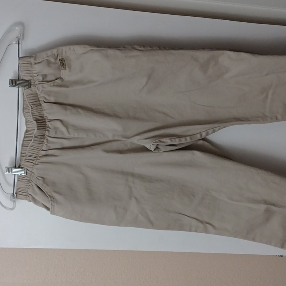 Chic Capri pants